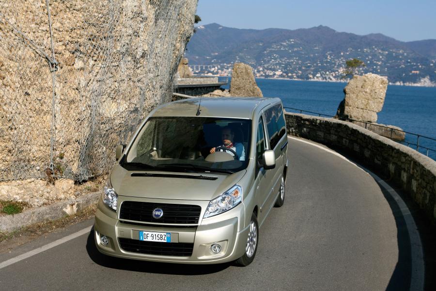  Fiat Scudo Panorama 2008 года  (фото 10 из 12)